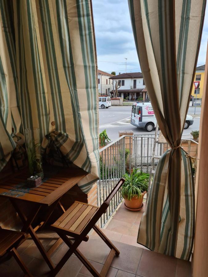 Silver Home Bagnolo San Vito Exterior photo